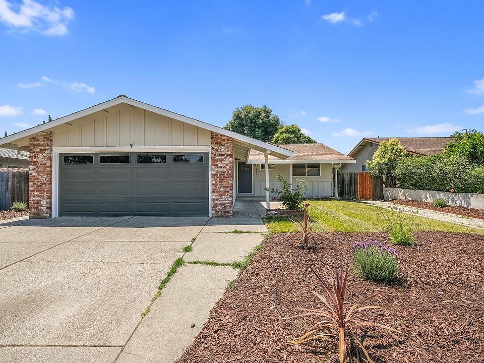 1st image of 157 Carlton Avenue