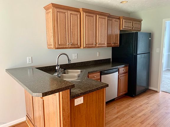 5th image of 7221 Oakburn Dr