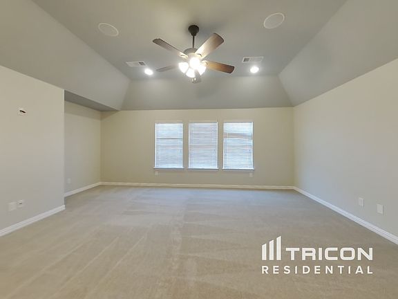 4th image of 8701 Bayberry Ave