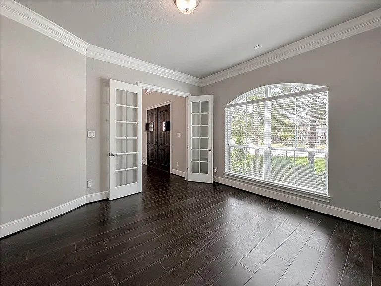 8543 Tynan Ridge Dr — Photo 6