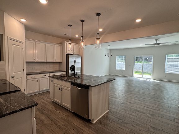 2nd image of 15 Saltford Ln #1