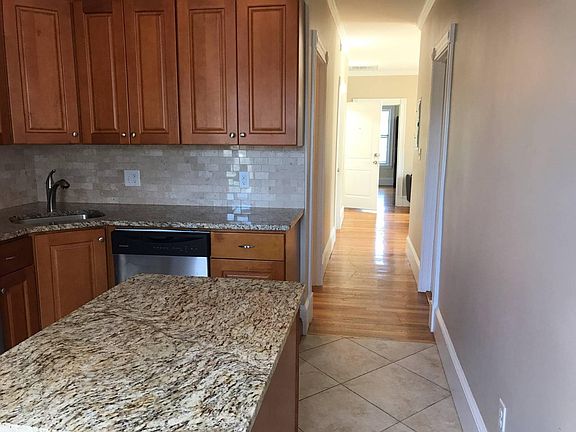 4th image of 43 Gove St #A