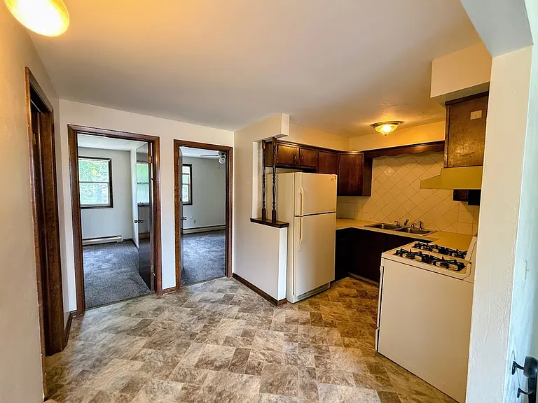 442 Avis Ave NW — Photo 7