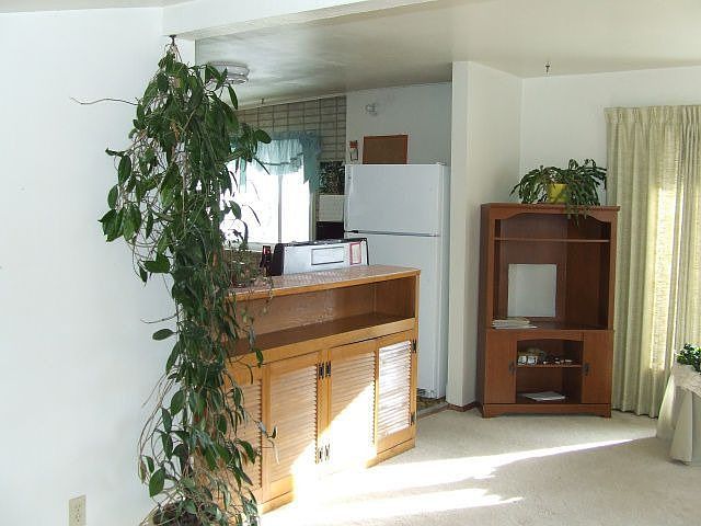 2nd image of 1 Forest Ave
