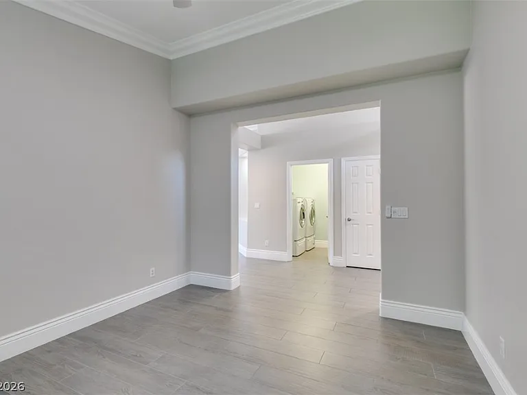 10002 Long Barrow Ct — Photo 9
