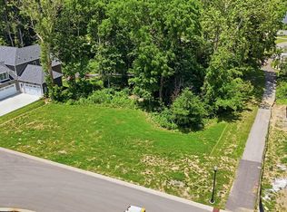 10778 Dartmoor Way, Zionsville, IN 46077