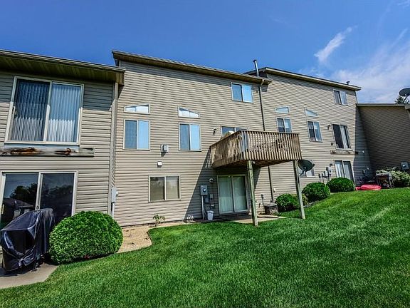 2nd image of 2452 Birn Hill Dr
