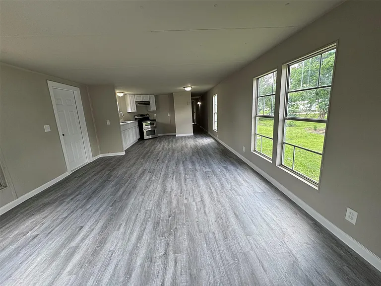 6226 County Road 48 Rd — Photo 3