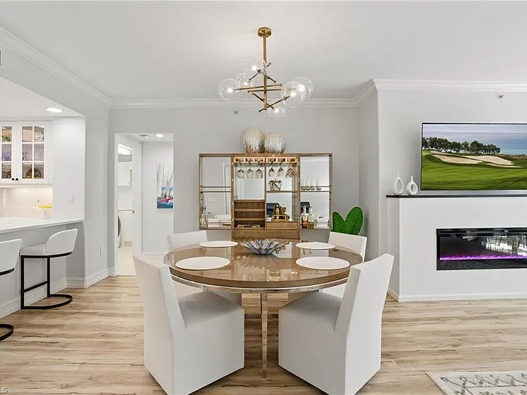 2728 Tiburon Blvd E #A-104 — Photo 11