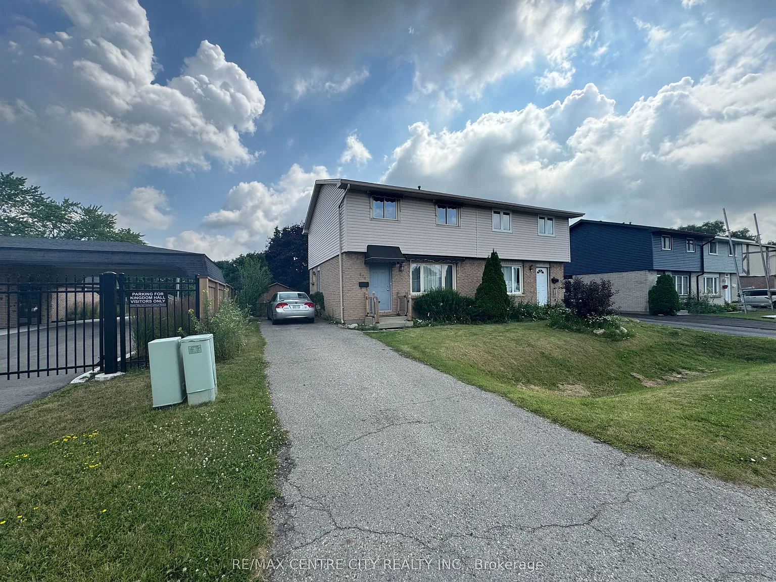 3 bed, $2,299 — Photo 2