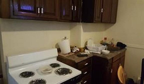 4th image of 78 Everett St