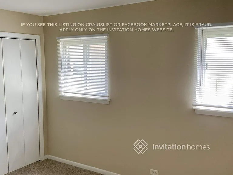 137 Shadywood Ln — Photo 9
