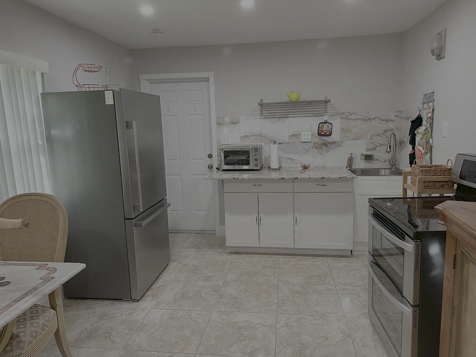 1 bed, 800 sqft, $1,600 — Photo 3