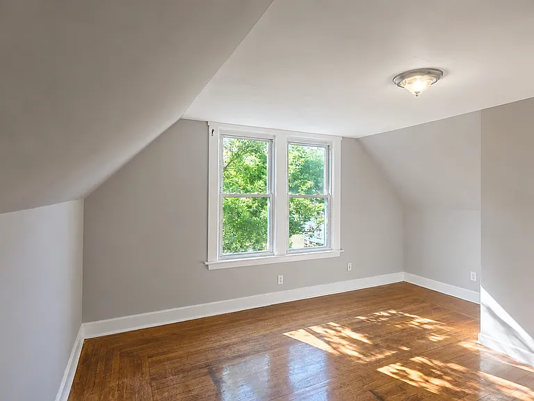 723 Winchester Ave #3 — Photo 6