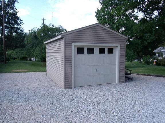 5th image of 3300 Longstreth Park Pl