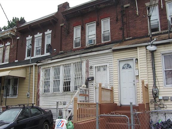 3rd image of 164-18 Tuskegee Airmen Way