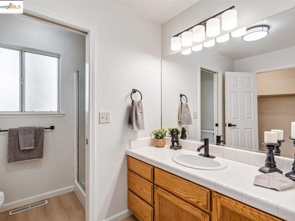13064 Jackson Mill Dr, Groveland, CA 95321