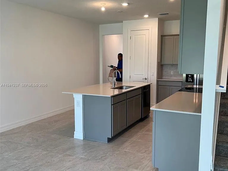 6121 Rancho Ln — Photo 4