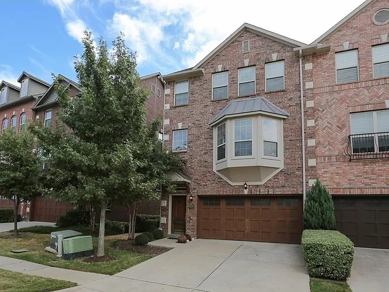 7836 Fox Horn Dr — Photo 2