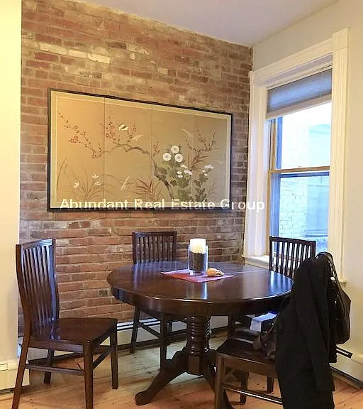 1228 Cambridge St #1 — Photo 2