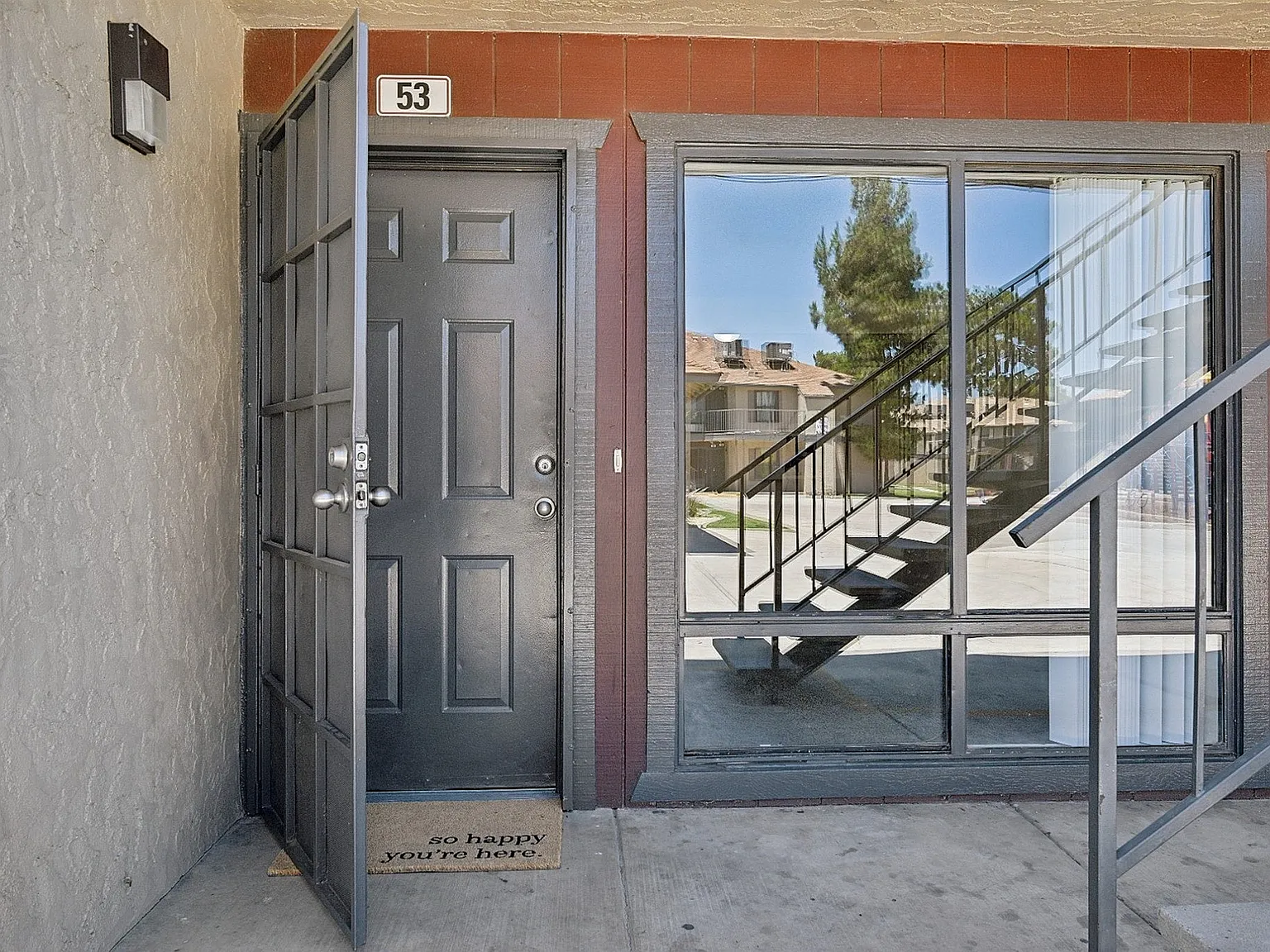 Sunrise Apartments — Photo 4