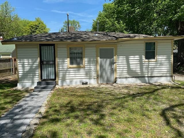 2nd image of 2617 Dunn Ave
