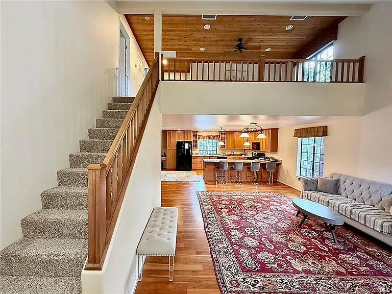 2317 Woodland Dr — Photo 18