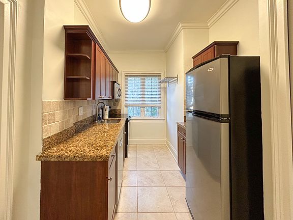 5th image of 2117 W Dekle Ave #C-1