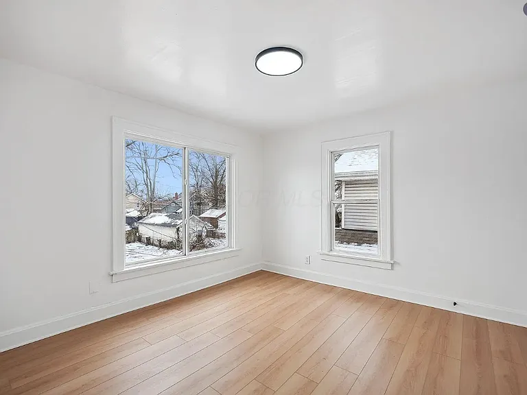 1439 Minnesota Ave — Photo 3