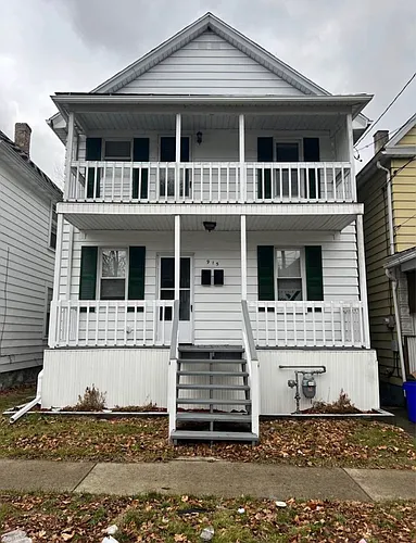 915 Sanderson Ave #1 Photo 1
