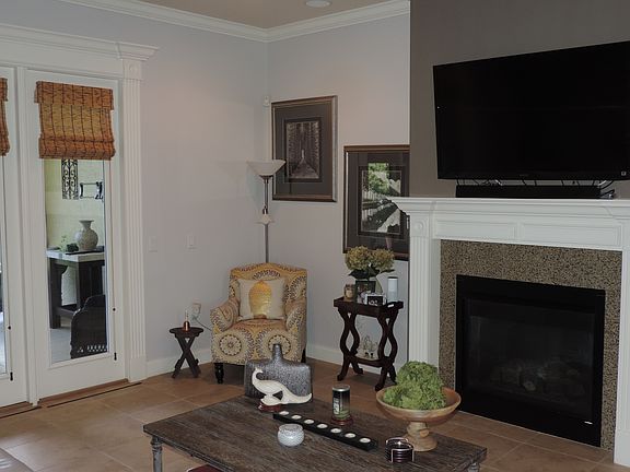 Living Area Dual Fireplace