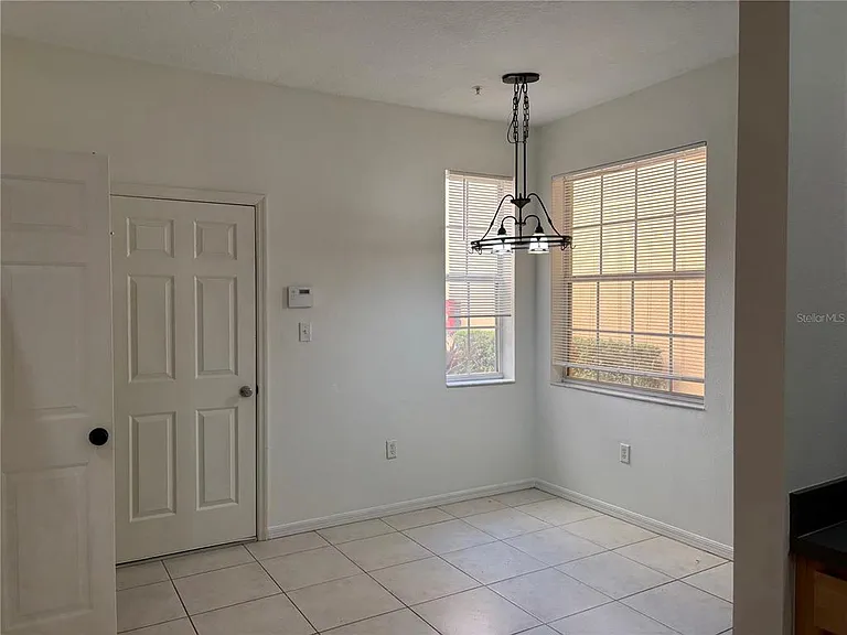 3429 Parkridge Cir #19-103 — Photo 6