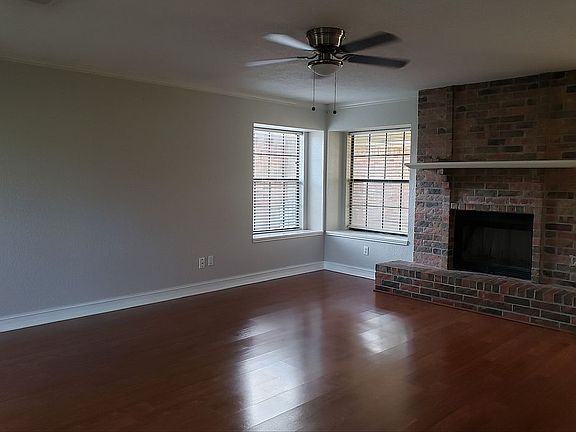 2nd image of 708 Hickory Dr