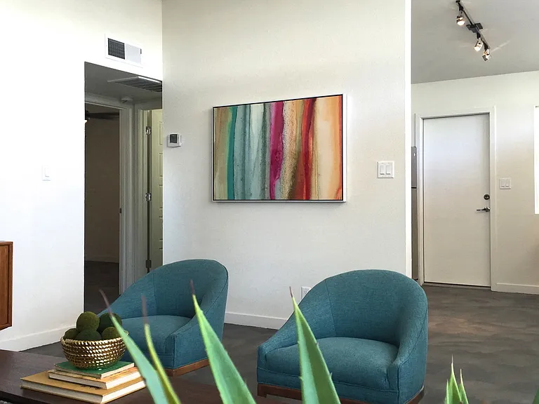 Modern Retro Living — Photo 6