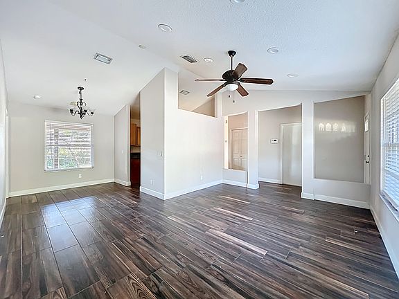 4th image of 2201 Appalachian Dr