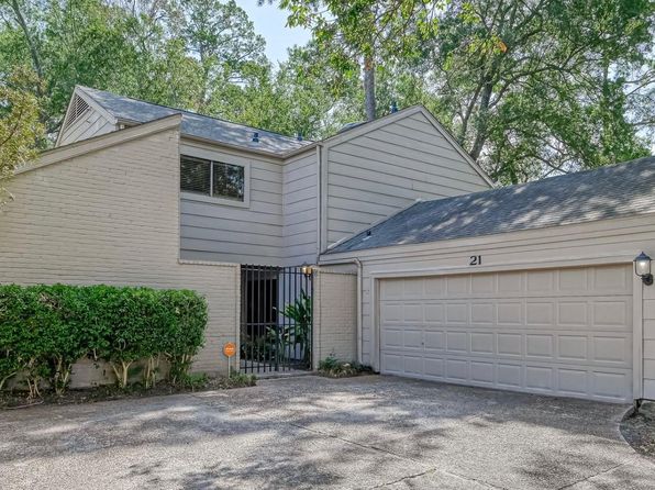 1746 Cloister Dr APT 21