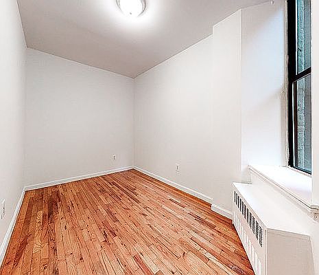 5th image of 109 W 113th St #1H