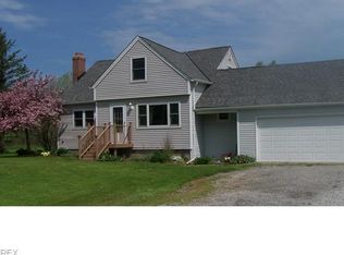 15260 Hart Rd, Montville, OH 44064