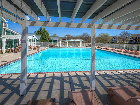 4th image of 7362 Claudes Creek Dr