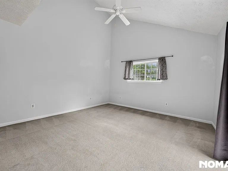 9 Voyagers Ln — Photo 21