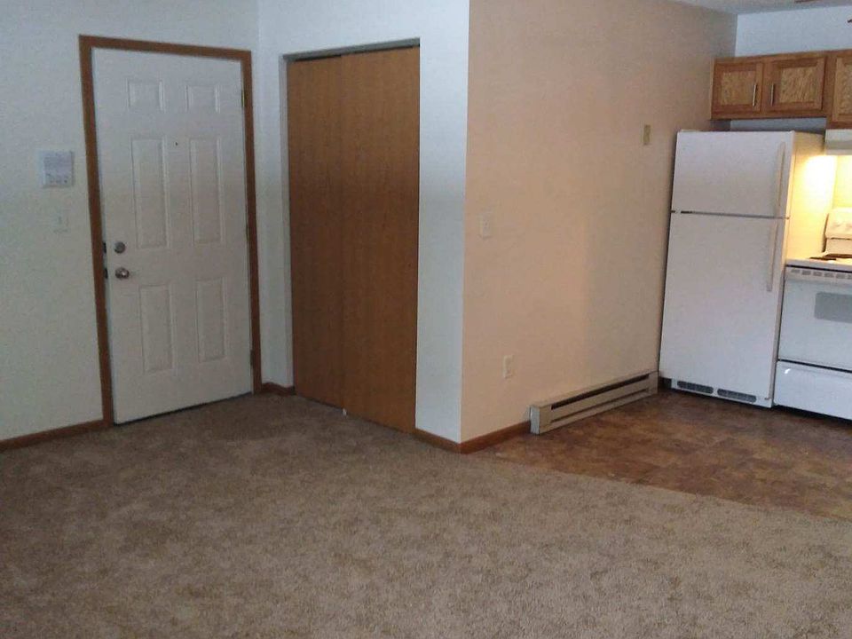 2nd image of 2059 W Alexis Rd APT 2