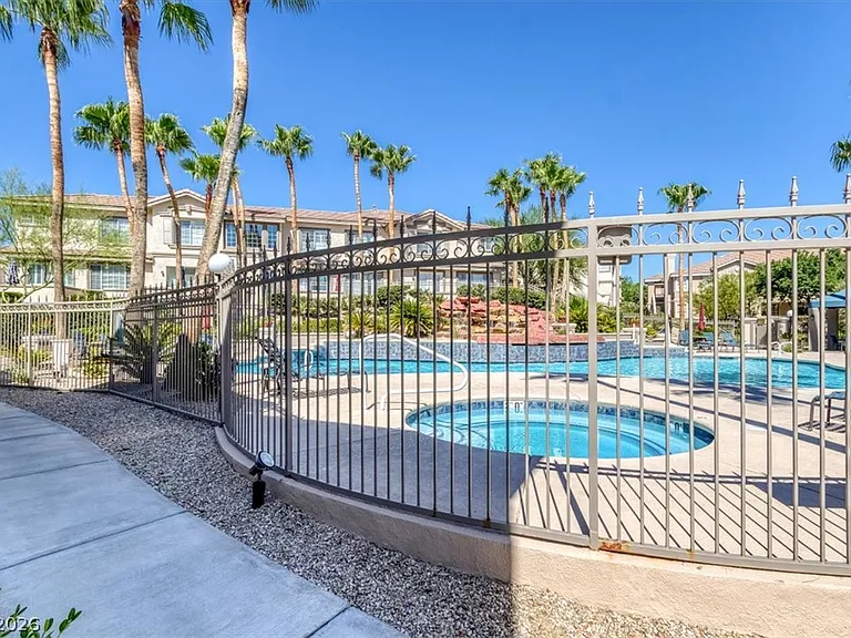 9901 Trailwood Dr #1103 — Photo 35