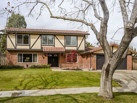 2nd image of 6767 Heathfield Dr