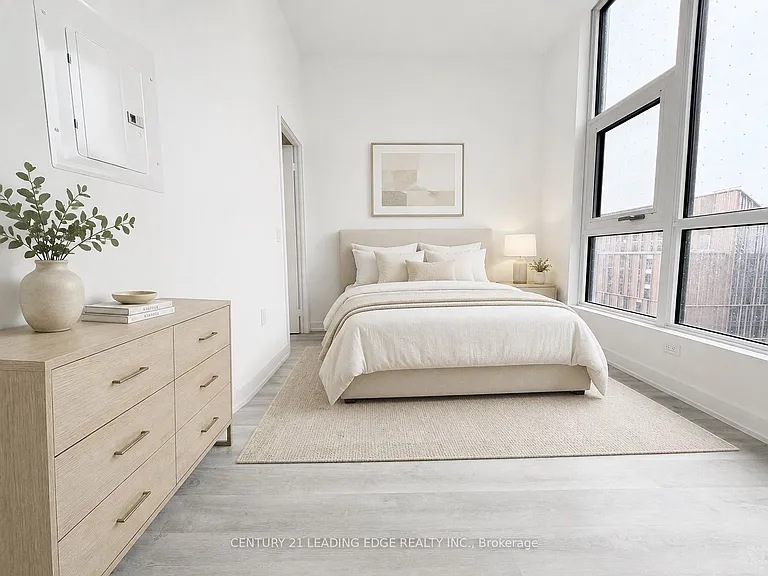 15 Richardson St #1207 — Photo 3
