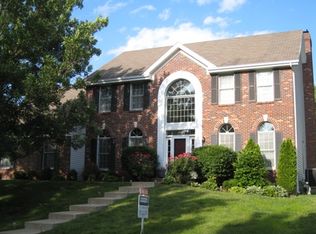 2430 Clayborn Dr, Chesterfield, MO 63017