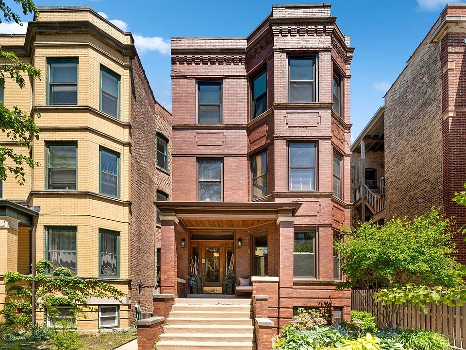 1st image of 1304 W Cornelia Ave #1