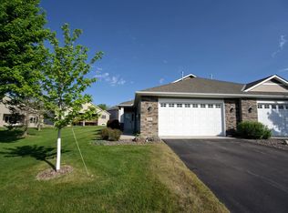 6150 Boulder Ridge Dr, Rockford, MN 55373