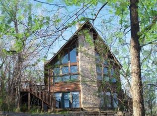 761 E 1550th Rd, Baldwin City, KS 66006