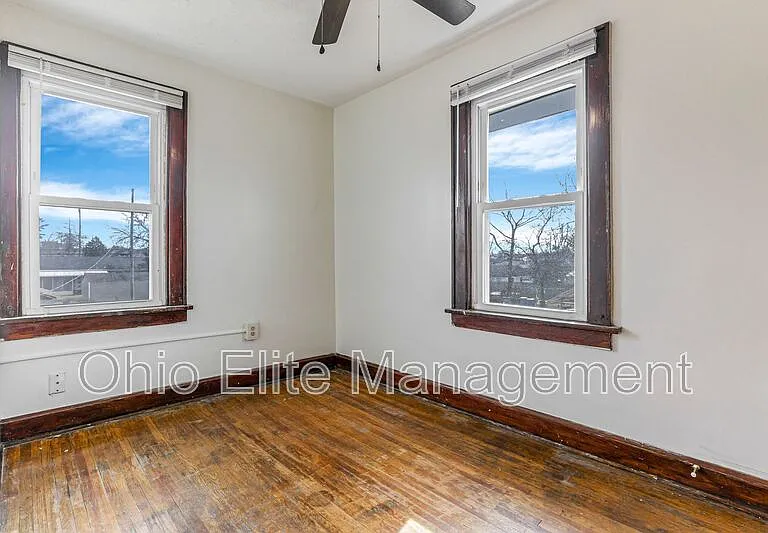 254 S Wayne Ave — Photo 23