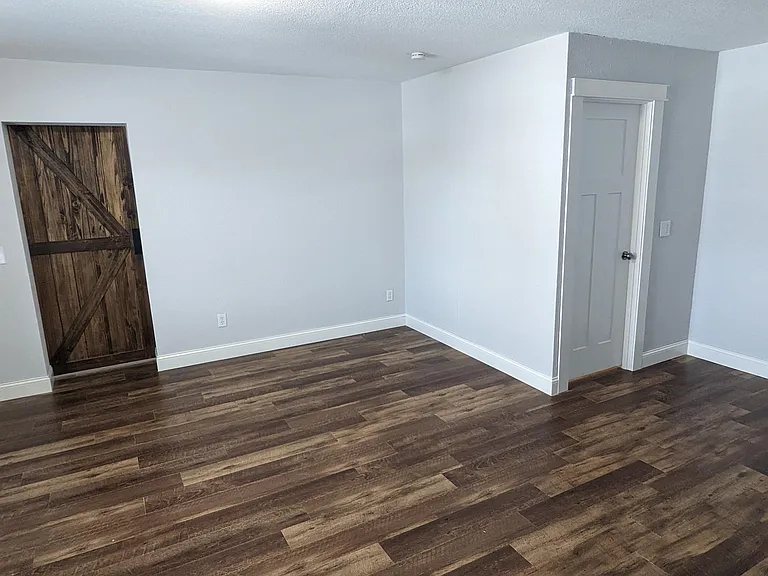 205 Oskaloosa St — Photo 6